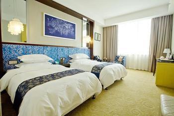 Miaozu Buyi Hotel Fenghuang Esterno foto