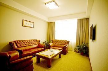 Miaozu Buyi Hotel Fenghuang Esterno foto